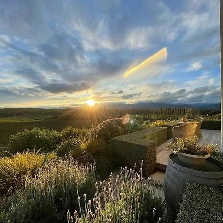 Luxury Cottage With Stunning Vineyard Views Renwick المظهر الخارجي الصورة